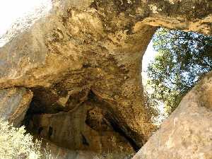 La Cueva del Arco