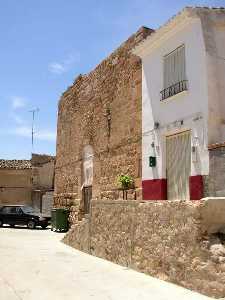 Torre y Vivienda Adosada de la Puebla 