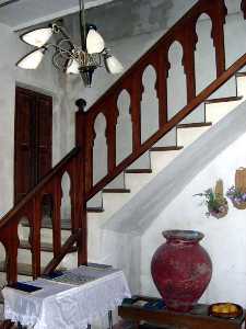 Escalera Casa Contigua 