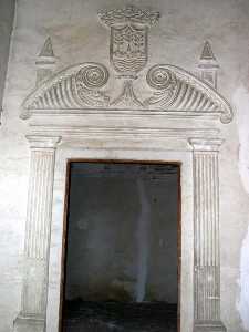 Acceso a la Capilla[ Palacio del Marqus de los Vlez de Mula]