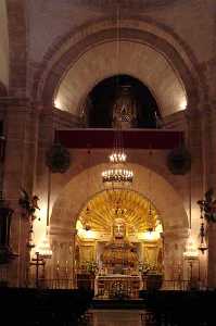 Interior del Santuario de la Vera Cruz