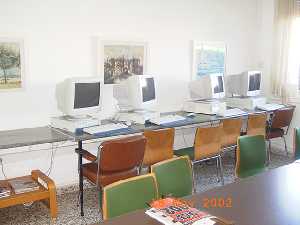 Sala Informtica Centro de Mayores (Al pulsar se abrir la foto en una nueva ventana.)