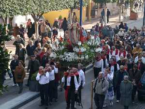  Romer�a por la Avenida Sandoval (4) 