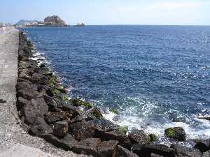 rompeolas