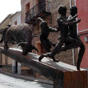 Escultura de la fiestas de Blanca