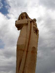 Patrona del pueblo La Virgen Blanca