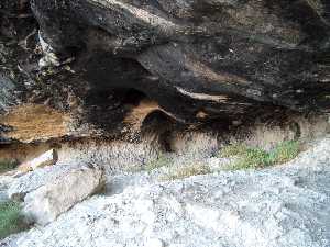 LA CUEVA NEGRA