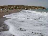 Entre olas espumosas