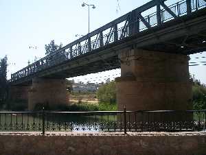 EL VIEJO PUENTE DE HIERRO