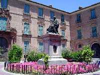 Monumento al cardenal Luis Belluga