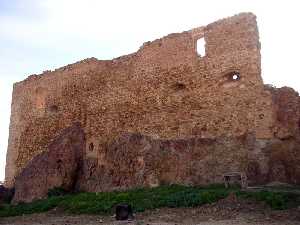 Muros, Ventanas y Aspilleras