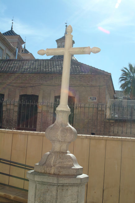 Patio3 de la Iglesia de Las Claras. Regi�n de Murcia Digital