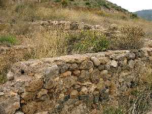 Muro Romano de Mampostera[La Villa Romana de Paturro]