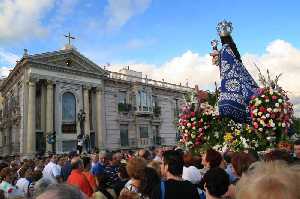 Parada en el puente de los Peligros [Murcia_Feria de Septiembre] 