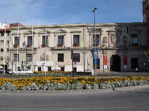 Fachada Principal del Palacio Almud