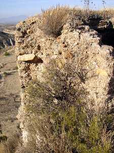 Perfil del Muro [Castillo de Aguaderas]