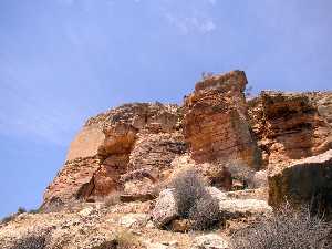 Muros [Castillo de Alcal]