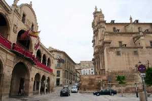 Esquina de la Plaza [Plaza Mayor o del Ayuntamiento de Lorca]