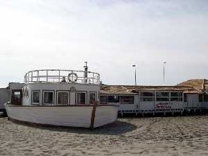 Vista Frontal del Restaurante de los Baos[Baos de San Pedro del Pinatar]