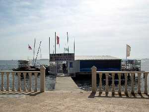 Pasarela de Entrada a la Escuela de Vela del Ayuntamiento