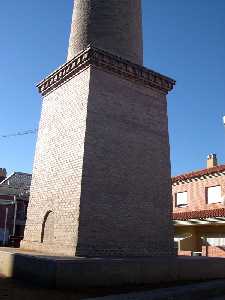 Base de la Chimenea[Chimenea de Cermicas Torres Lorca]