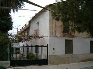 Casa solariega del siglo XVIII en El Llano (Molina) 