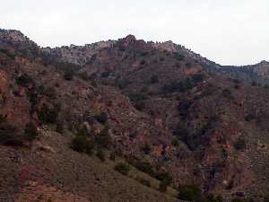 Ladera de Acceso a la Cueva 