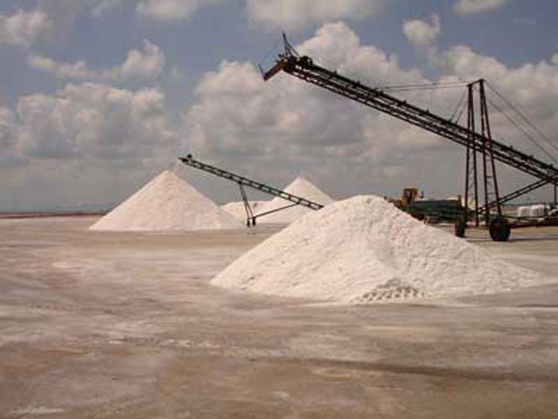 Montañas de sal en las Salinas de San Pedro[Caminos del Thader]