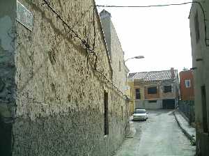 Calle En Medio