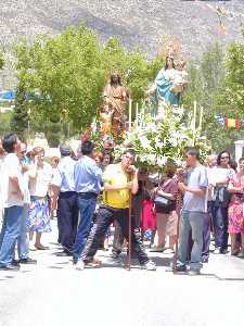 Procesin durante las fiestas de Fuente del Pino 