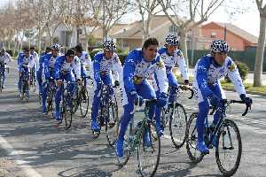 Pedro Luis Castillo, primero por la izquierda, durante un etrenamiento