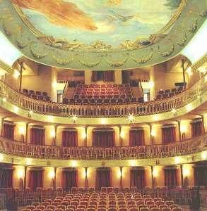 Interior del Teatro Concha Segura
