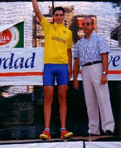 Pellicer con el maillot amarillo