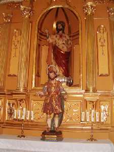 Detalle de las im�genes de la iglesia- I. Churra