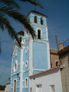 Vista lateral de la iglesia