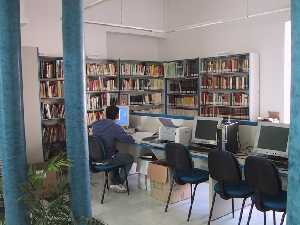 Aula de Libre acceso de Alhama de Murcia (Al pulsar se abrir la foto en una nueva ventana.)