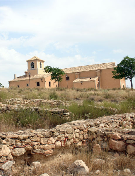 Restos Romanos e Iglesia [Singla]. 