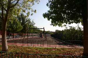 Jardn Junto al Centro de la Tercera Edad 