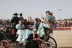 Paseo por la plaza de toros