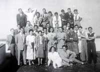 Curso 49-50 de la Academia de San Fernando. En la imagen, adems de Falgas, aparecen Antonio Lpez, Otero Besterio, J. M Boch, Cecilia Sagarna, entre otros.