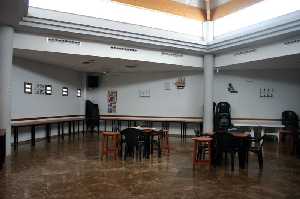 Interior del Centro de la Tercera Edad del Llano de Beal 