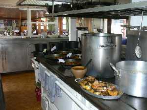 La tradicional cocina del restaurante Floridablanca