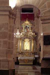 Interior del Santuario de la Vera Cruz
