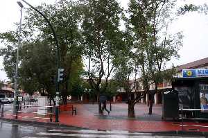 Plaza frente a la Iglesia 