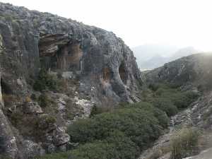 Abrigos de Los Grajos I y II [ Yacimientos Cieza]