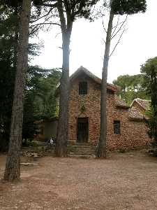 Refugio de Fuente Rubeo. P. R. de Sierra Espua.