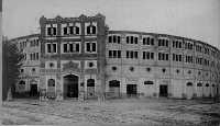 La plaza de toros de Murcia a principios del siglo XX La plaza de toros de Murcia a principios del siglo XX