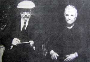 Con su esposa en el verano de 1935