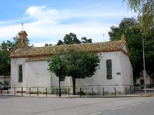 Vista lateral de la iglesia