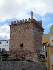 Vista de la Torre de los Caballos desde abajo